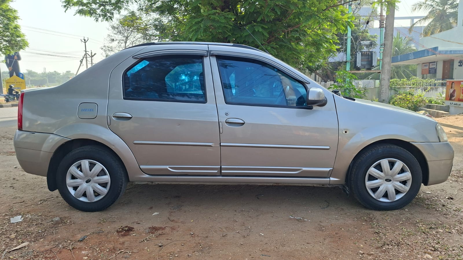 Mahindra Verito - Image 6