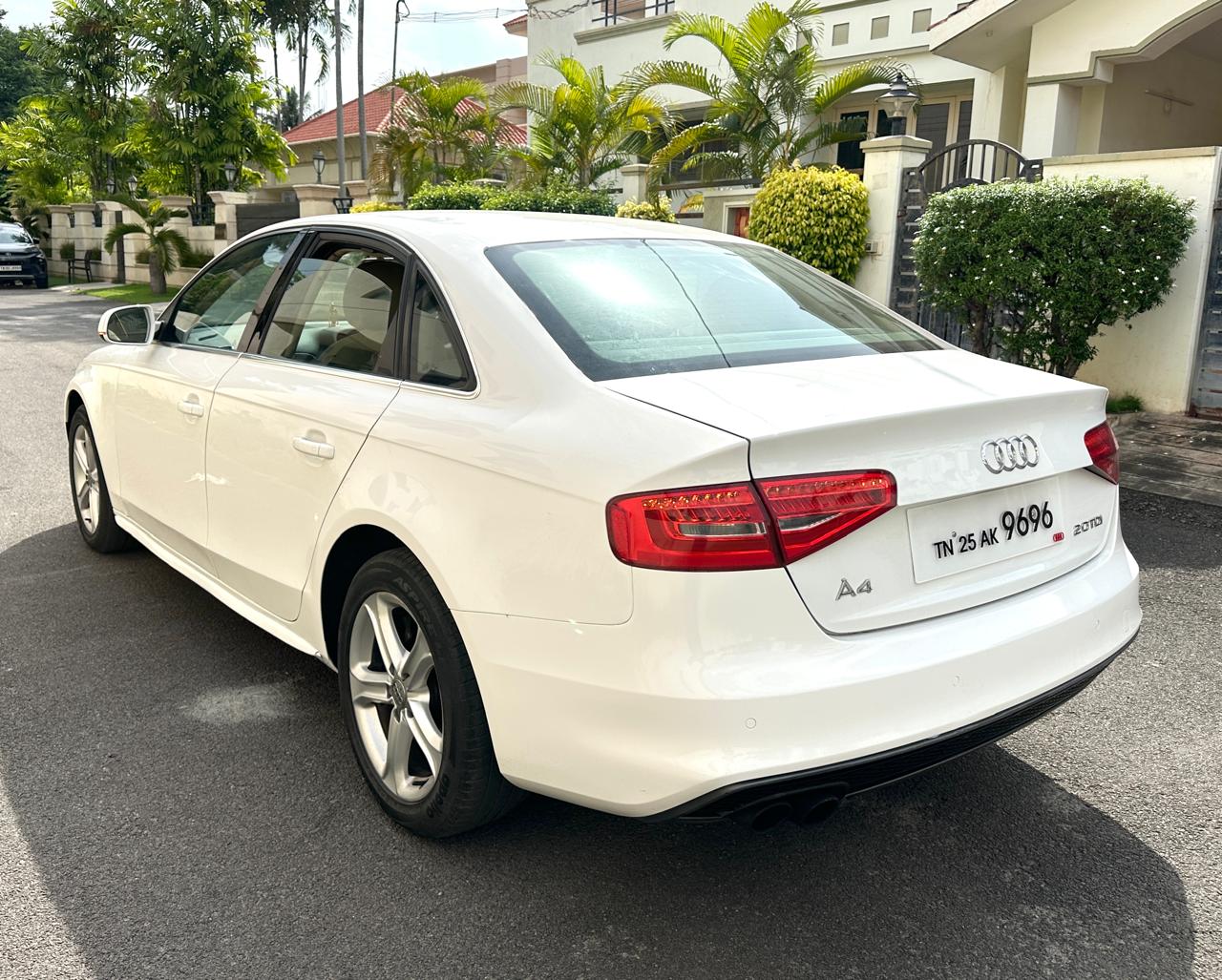 Audi A4 - Image 9