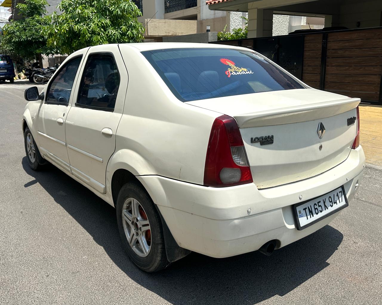 Mahindra logan - Image 1