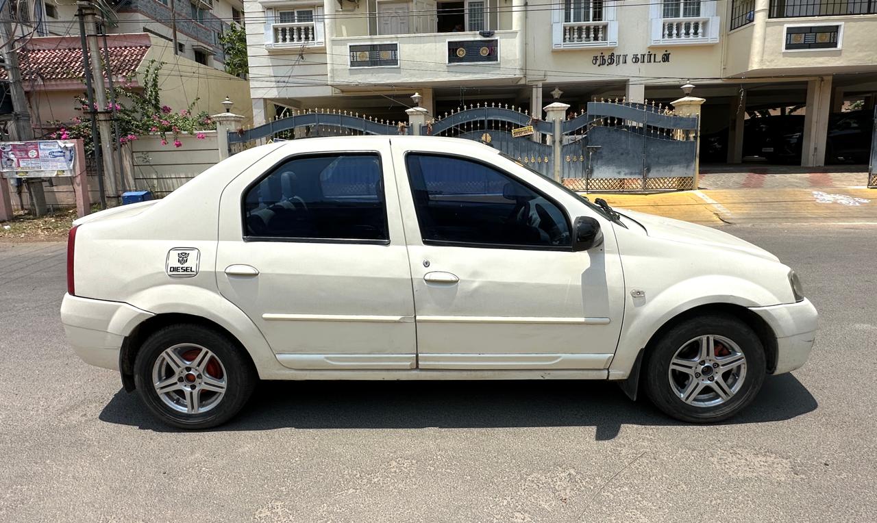 Mahindra logan - Image 5