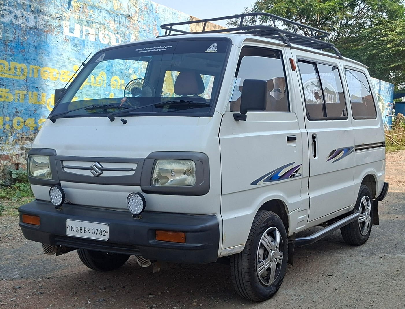 Maruti Suzuki Omni - Image 5