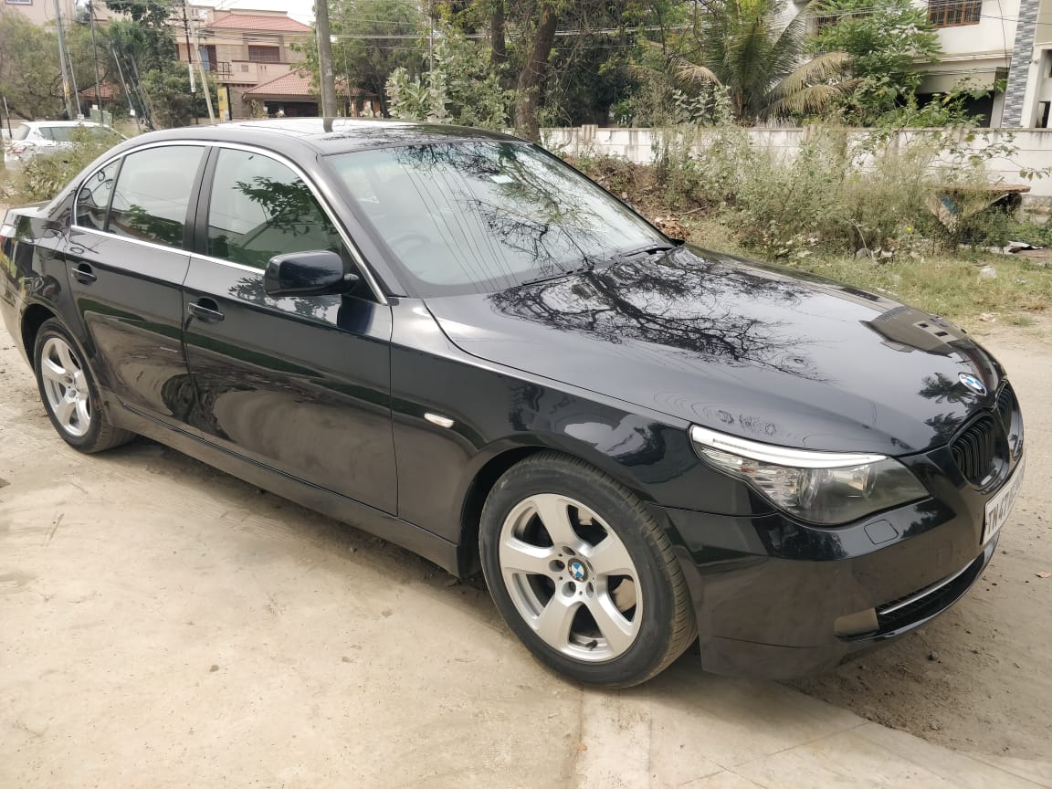 BMW 5 Series - Image 2