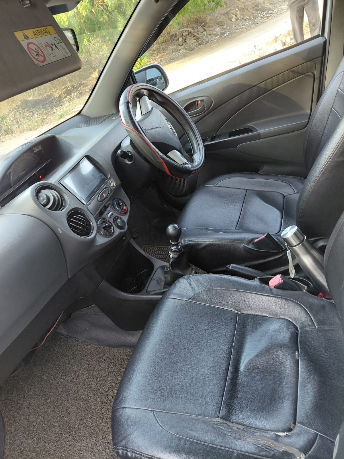 Toyota Etios - Image 2