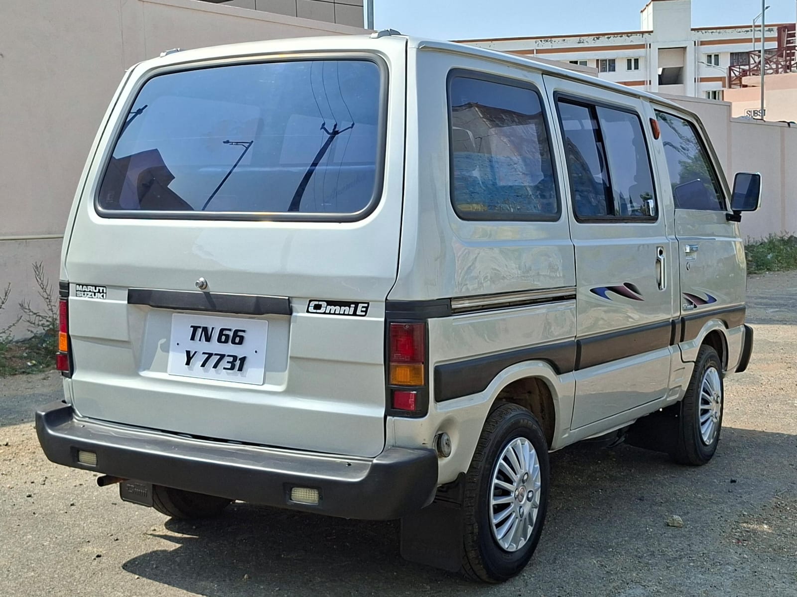 Maruti Suzuki Omni - Image 8