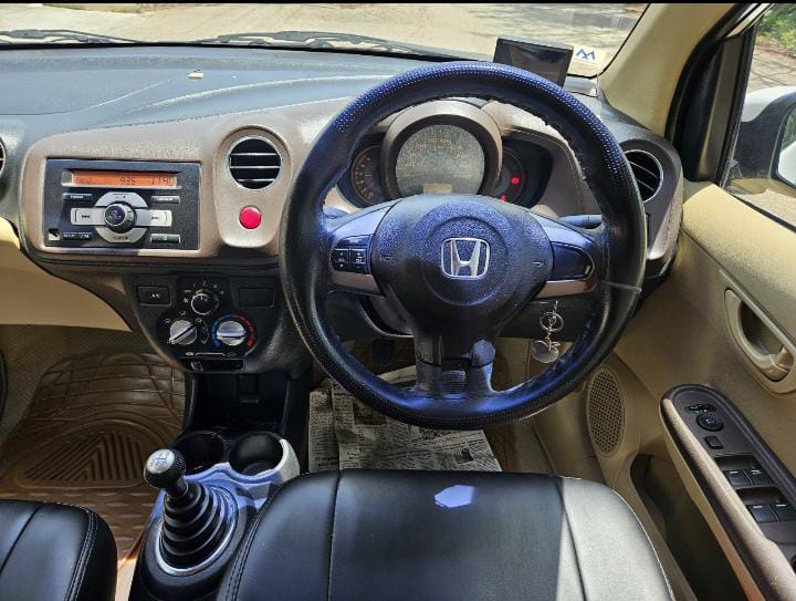 Honda Amaze - Image 2