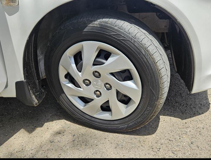 Honda Amaze - Image 4