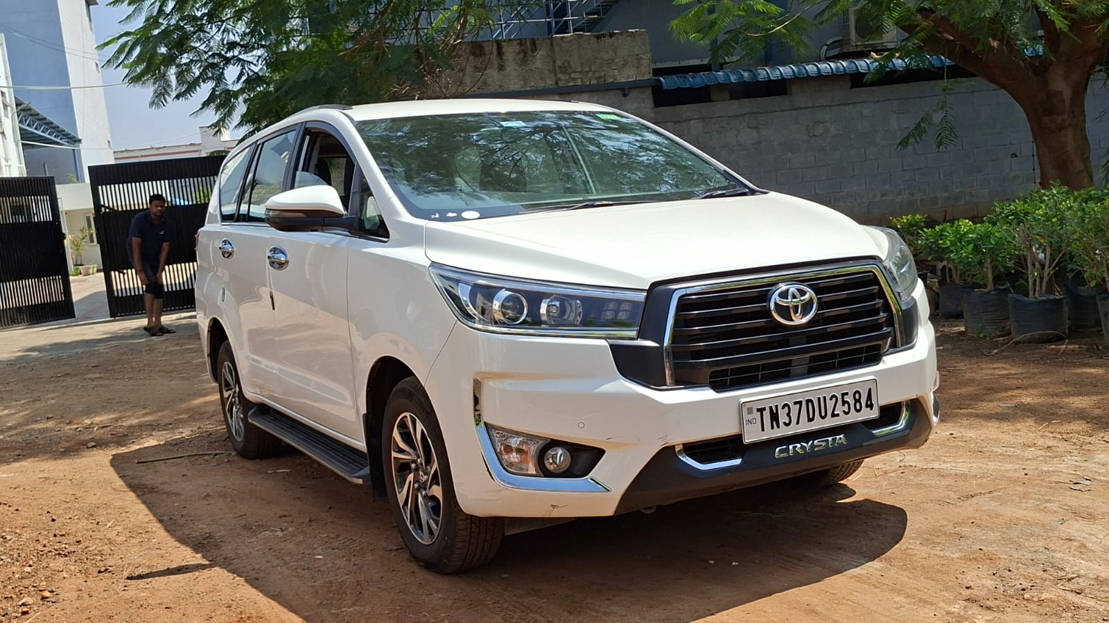Toyota Innova Crysta - Image 5