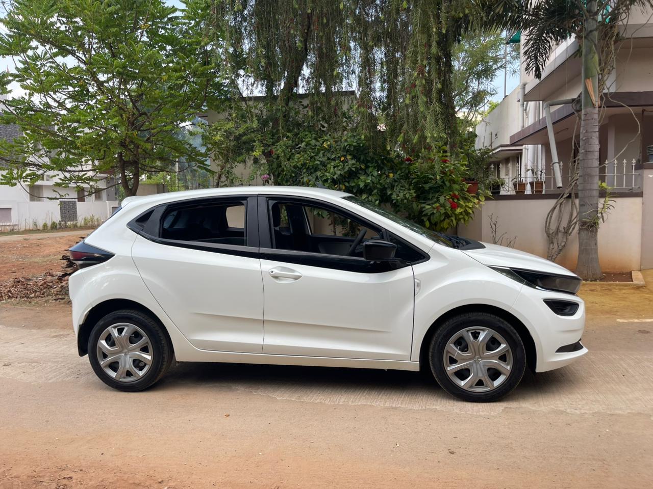 Tata Altroz - Image 5