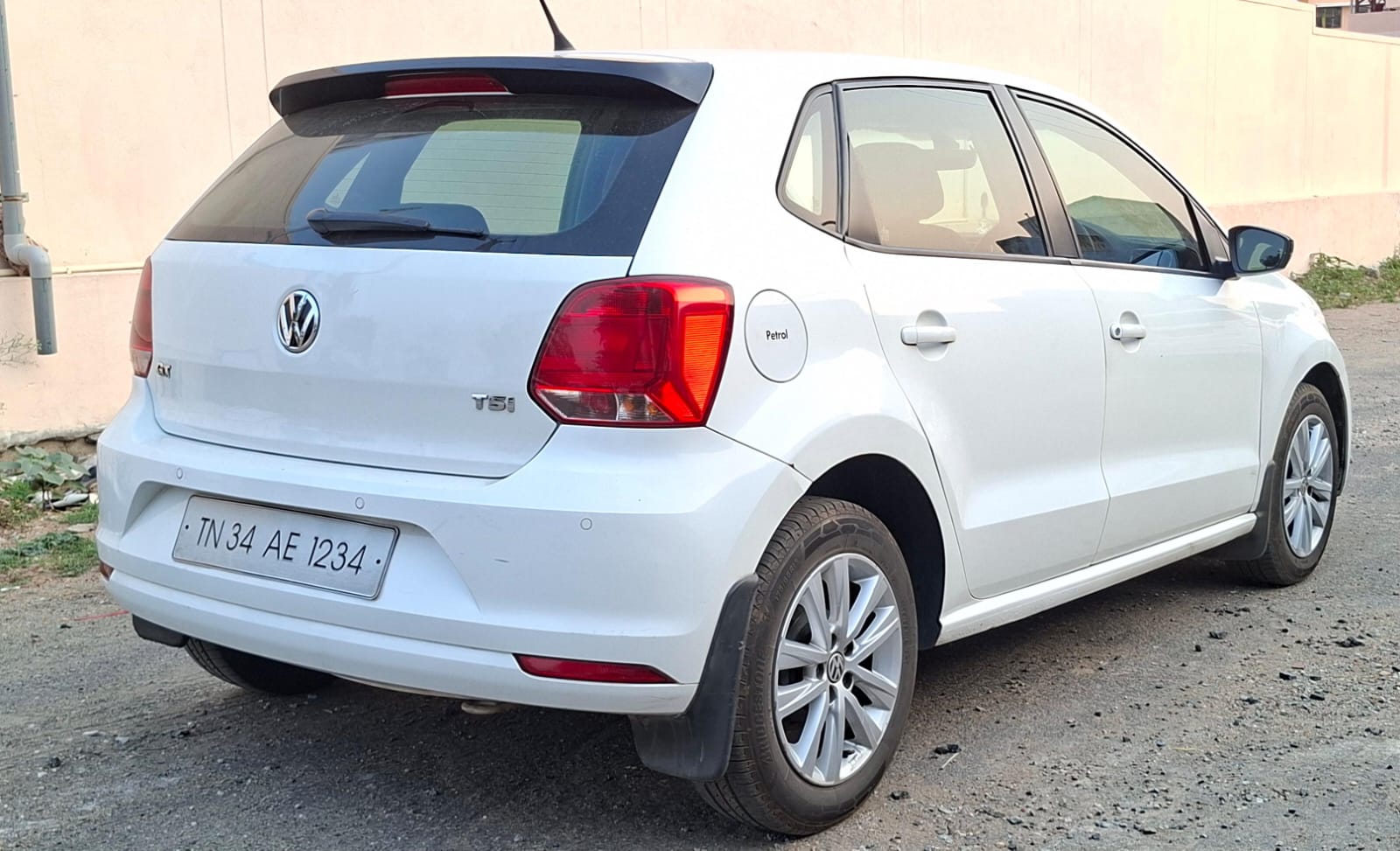 Volkswagen Polo - Image 7