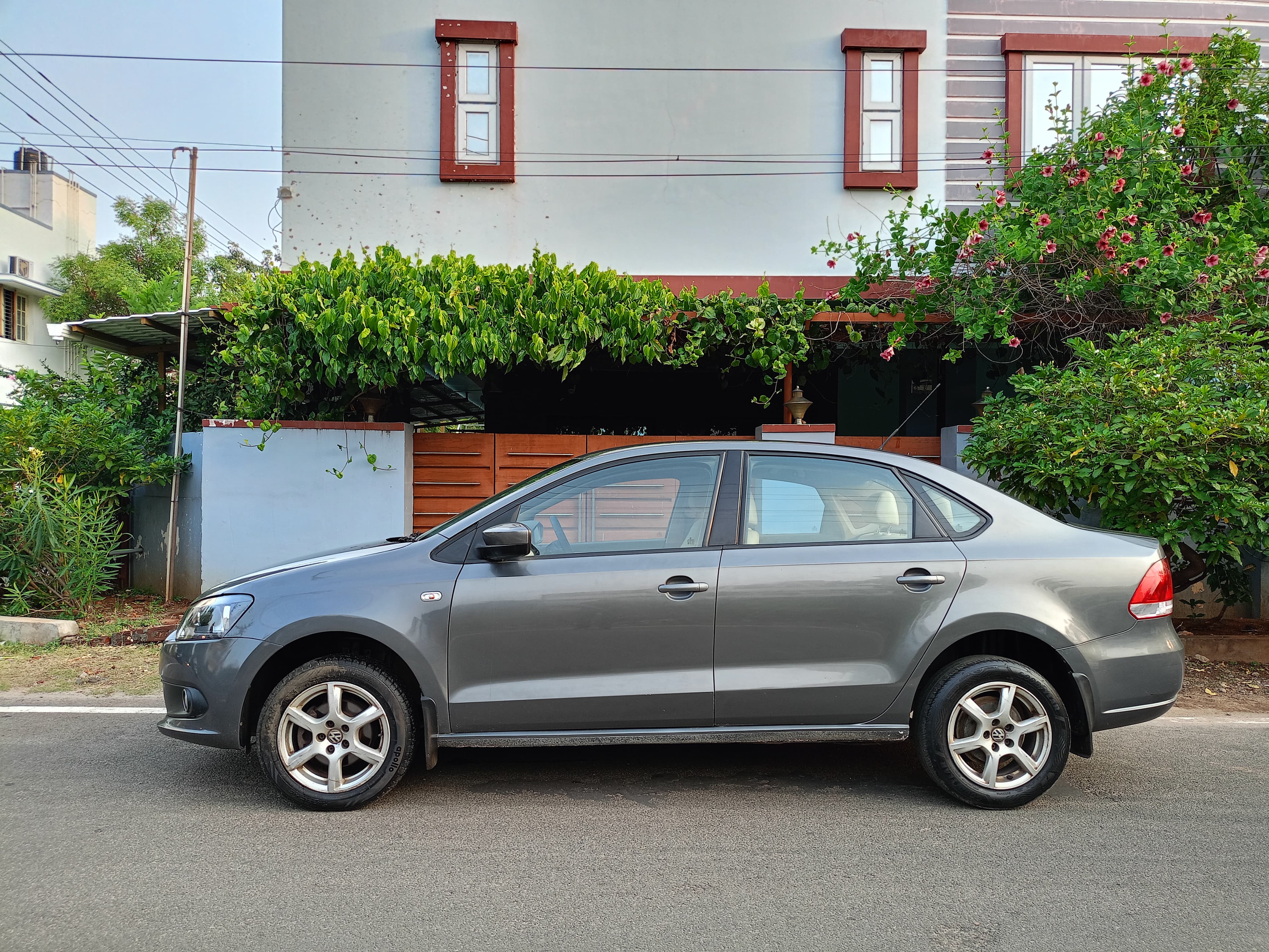 Volkswagen Vento - Image 4