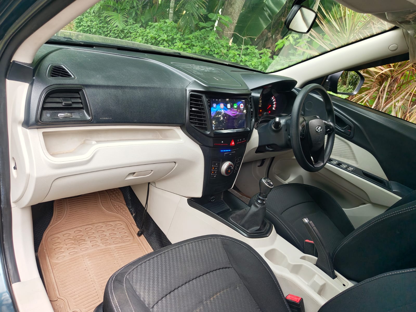 Mahindra XUV300 - Image 4