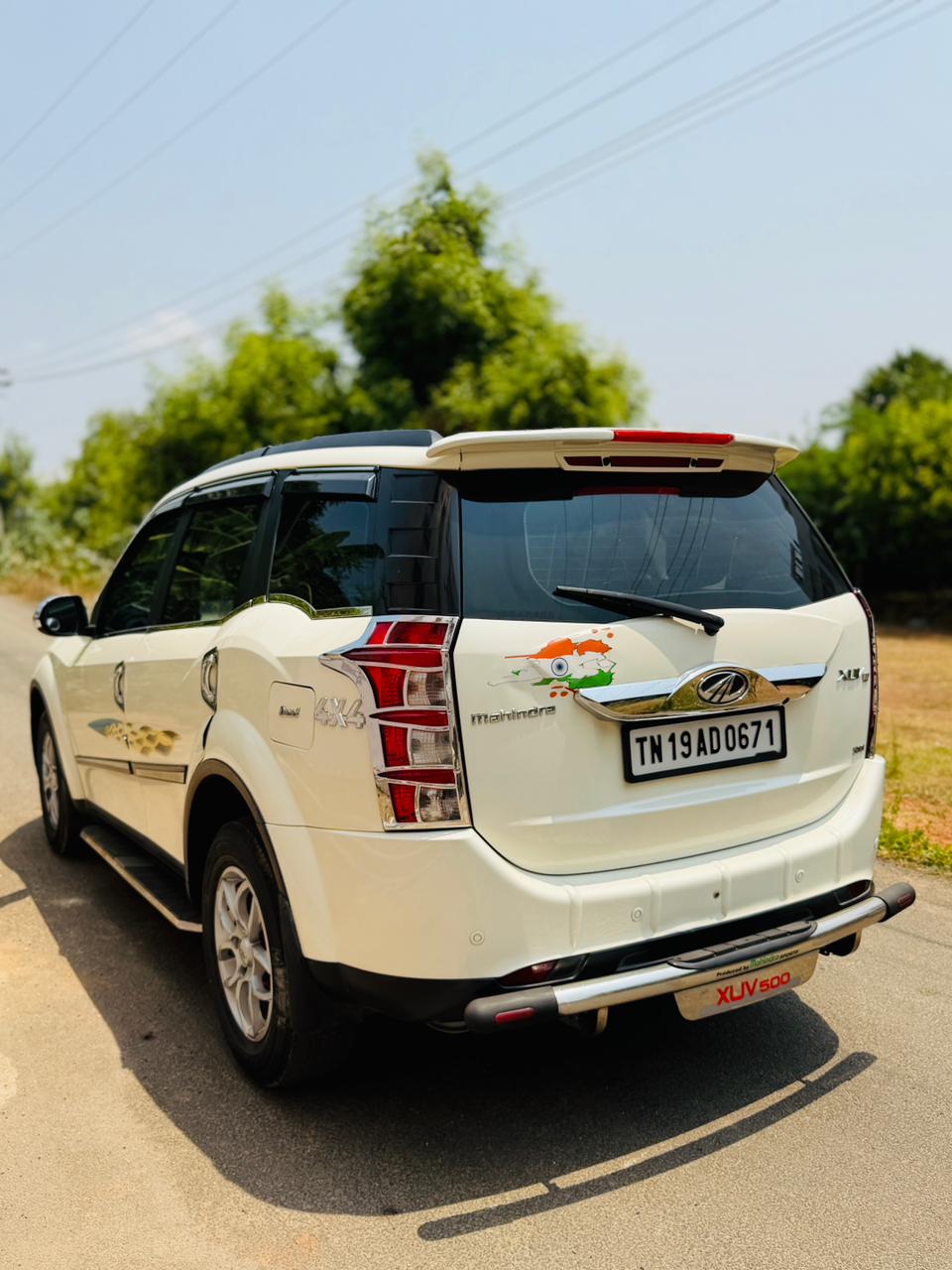 Mahindra XUV500 - Image 6