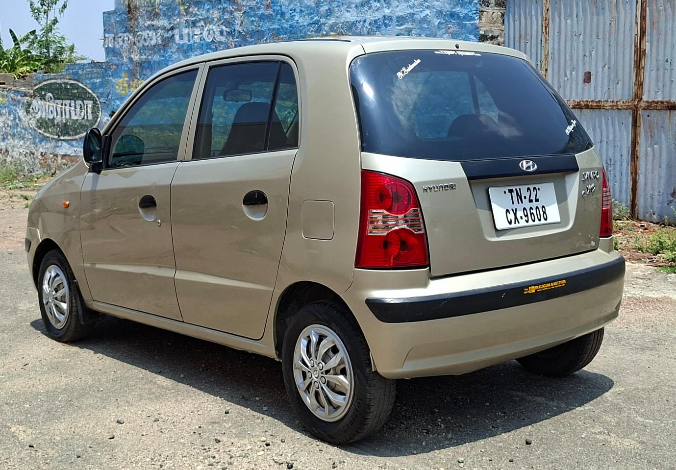 Hyundai Santro Xing - Image 5