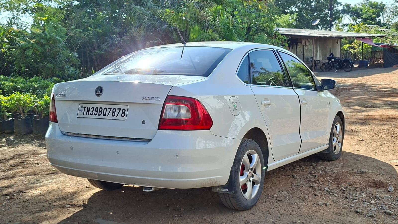Skoda Rapid - Image 5
