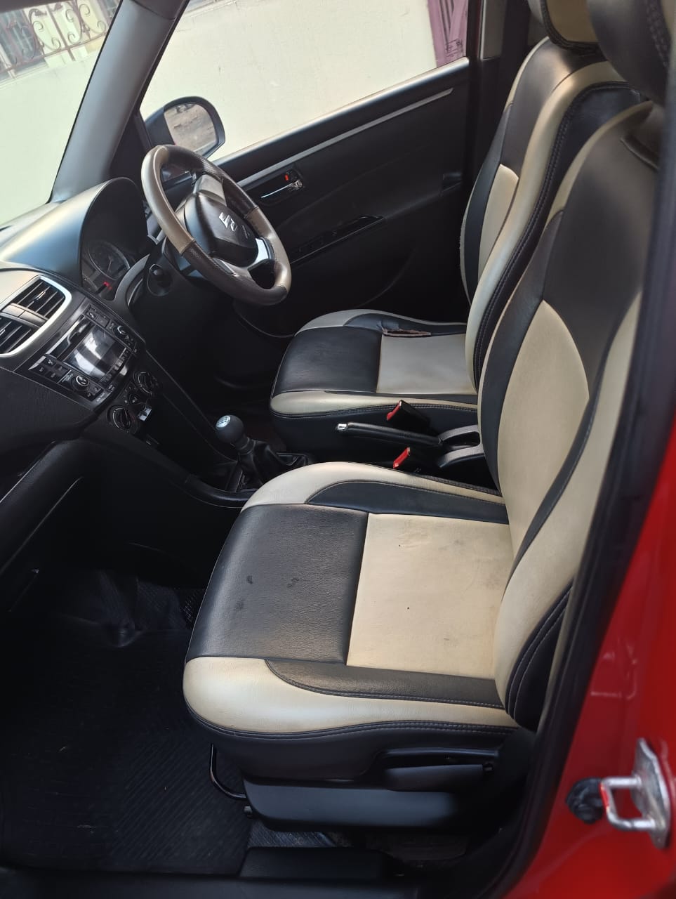 Maruti Suzuki Swift - Image 3
