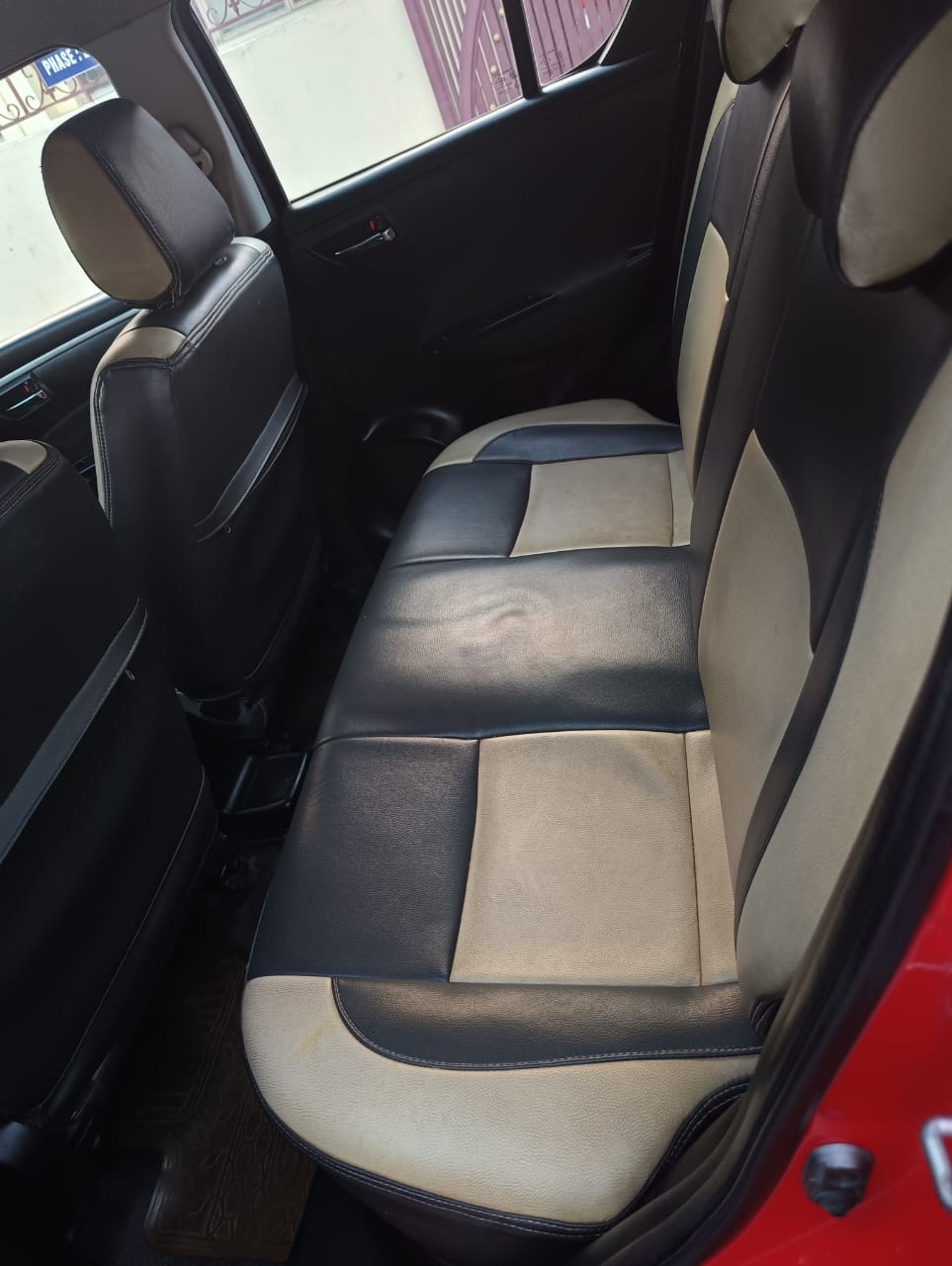 Maruti Suzuki Swift - Image 2