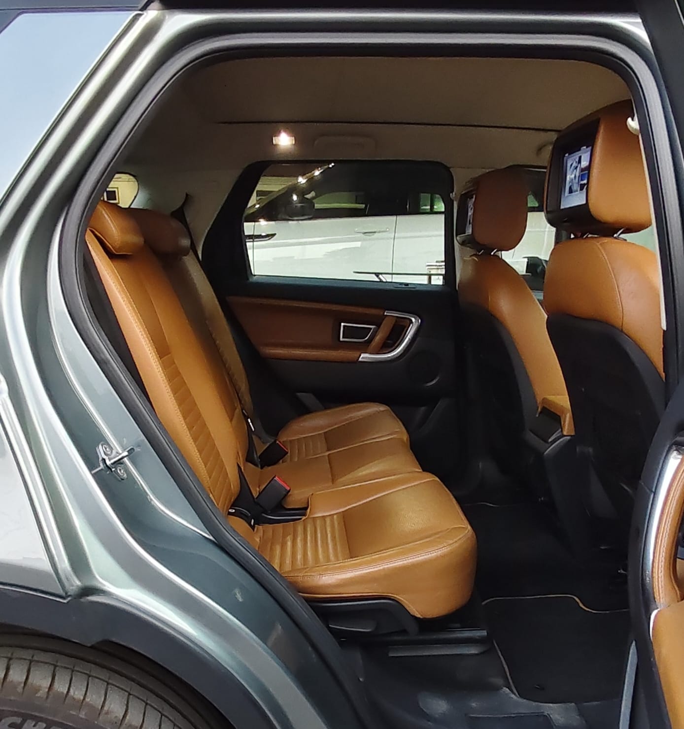 Land Rover Discovery - Image 5