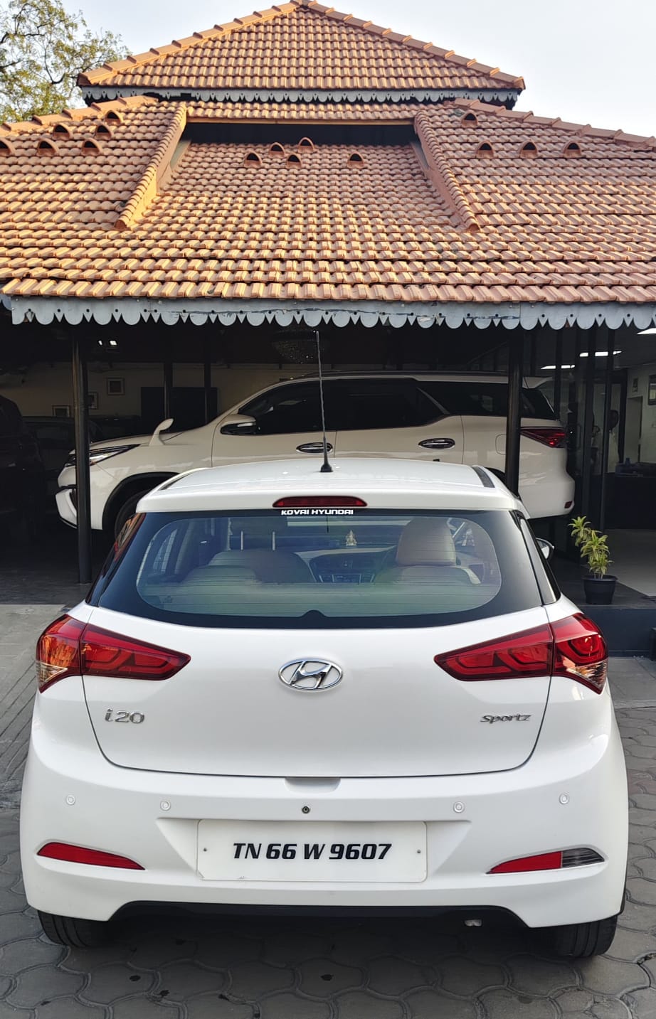 Hyundai i20 - Image 8