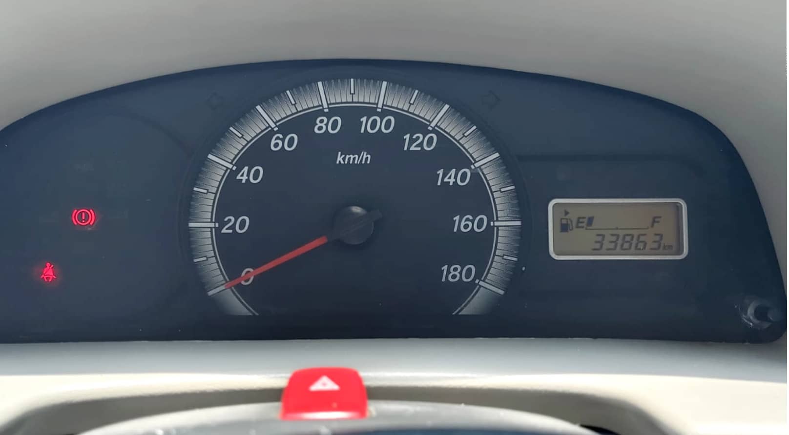 Maruti Suzuki Eeco - Image 2