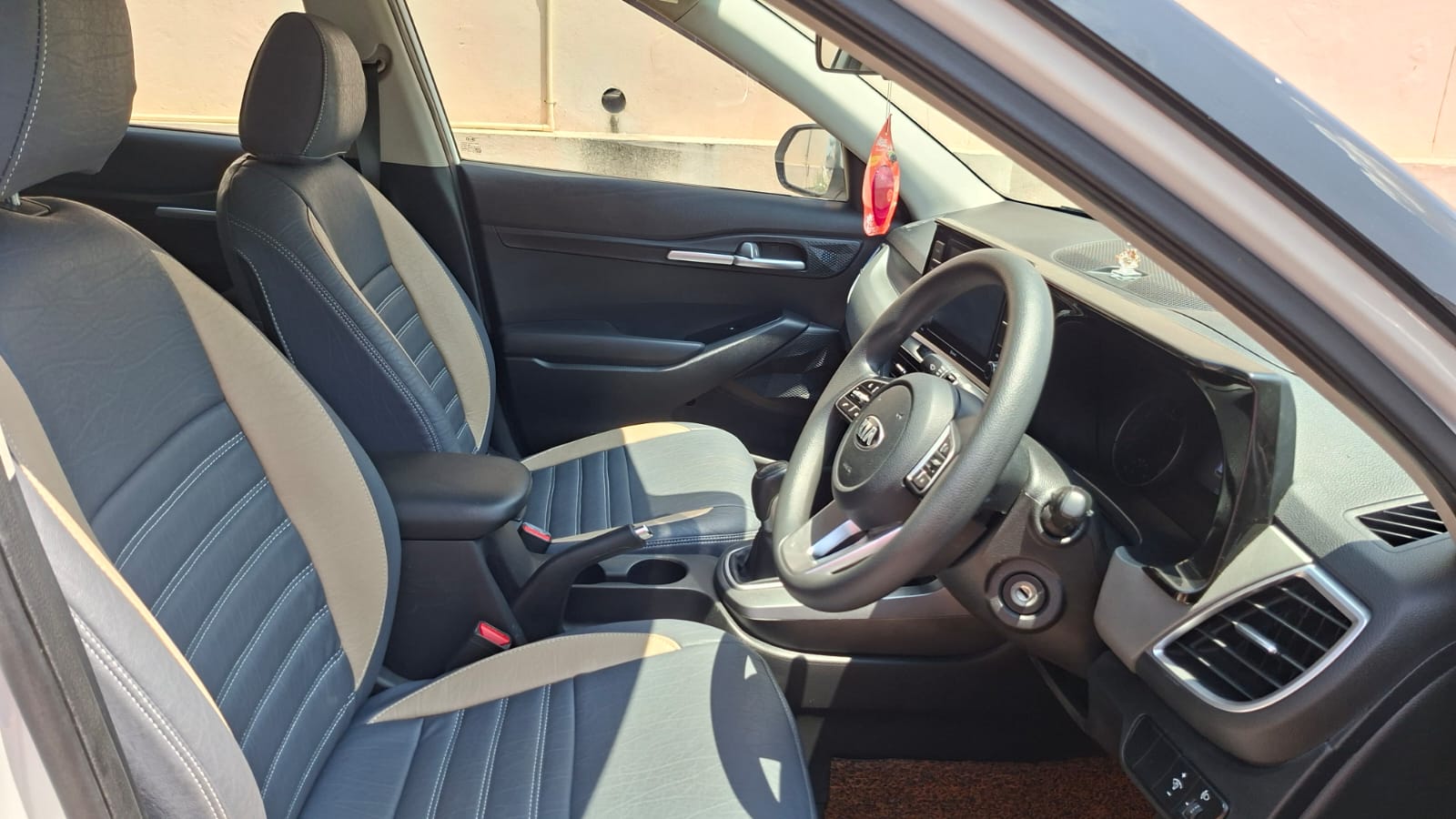 Kia Seltos - Image 8