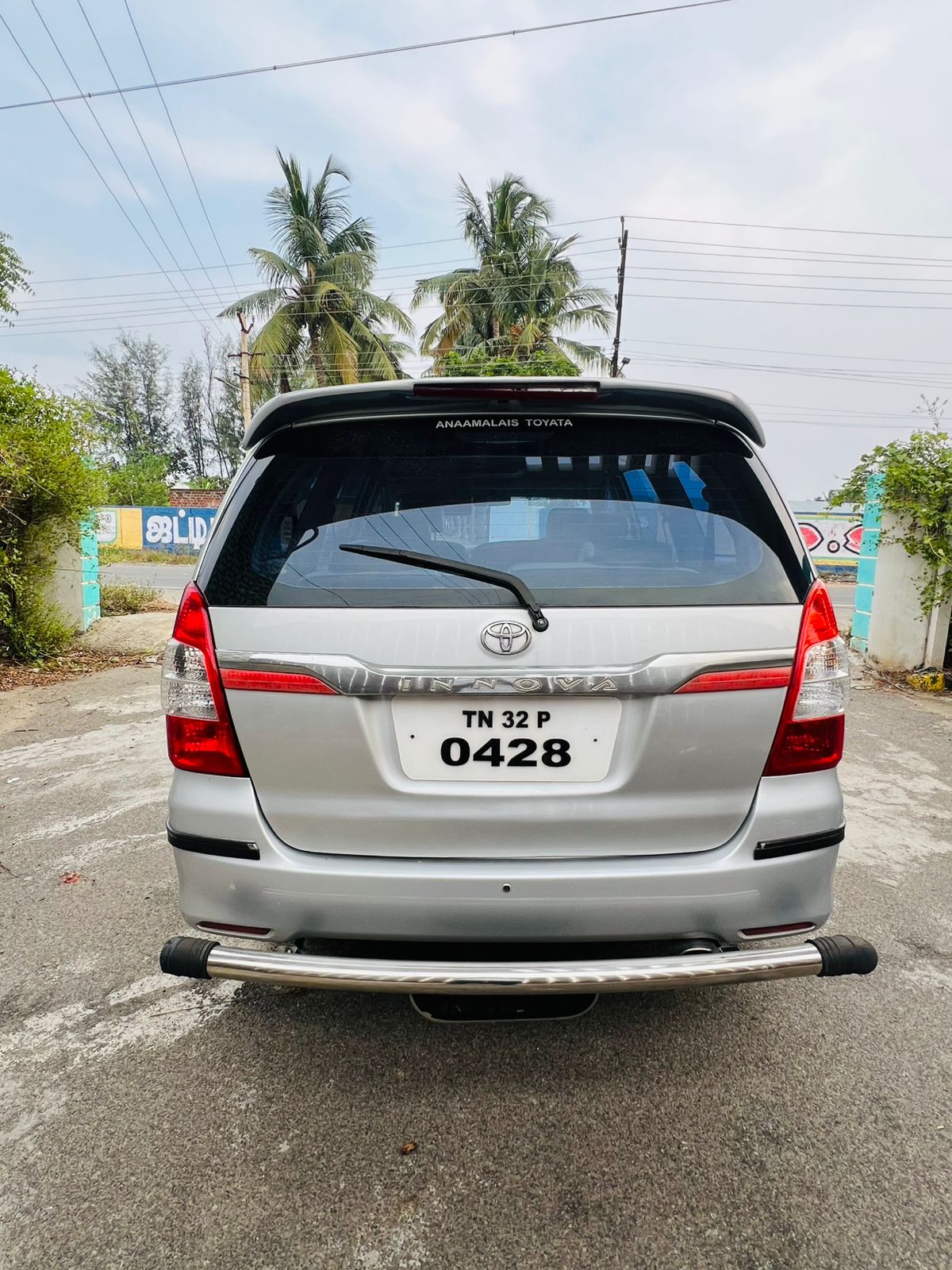 Toyota Innova - Image 10