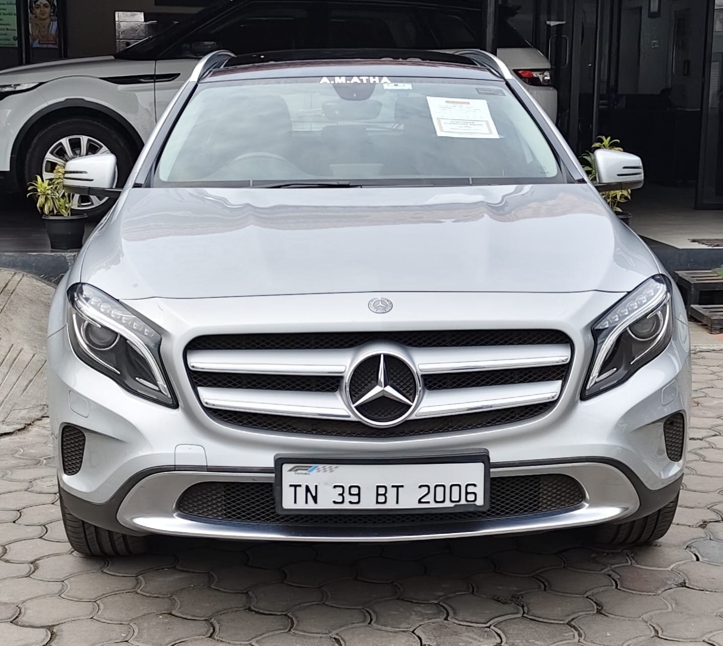 Mercedes Benz GLA