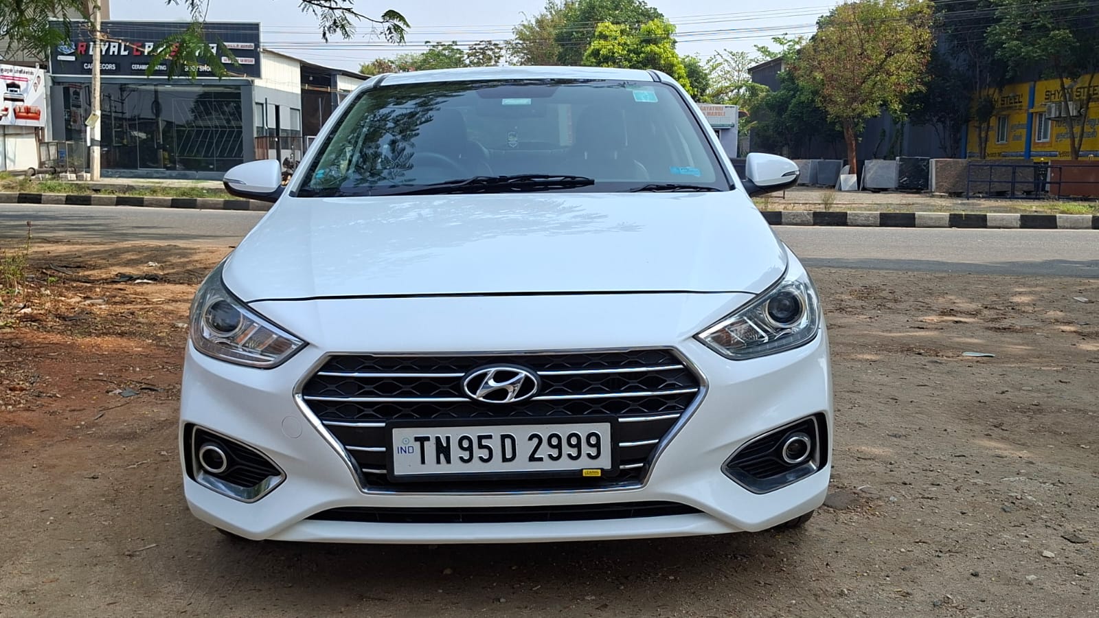 Hyundai Verna