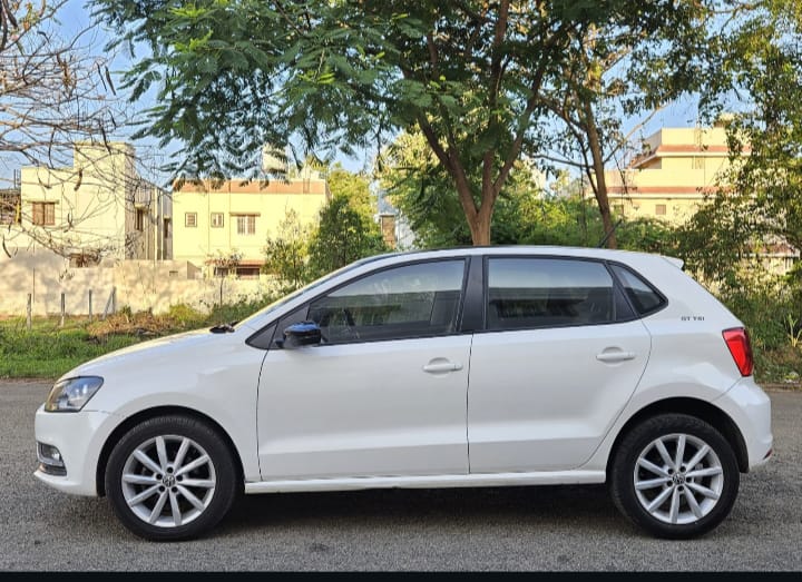 Volkswagen Polo - Image 8