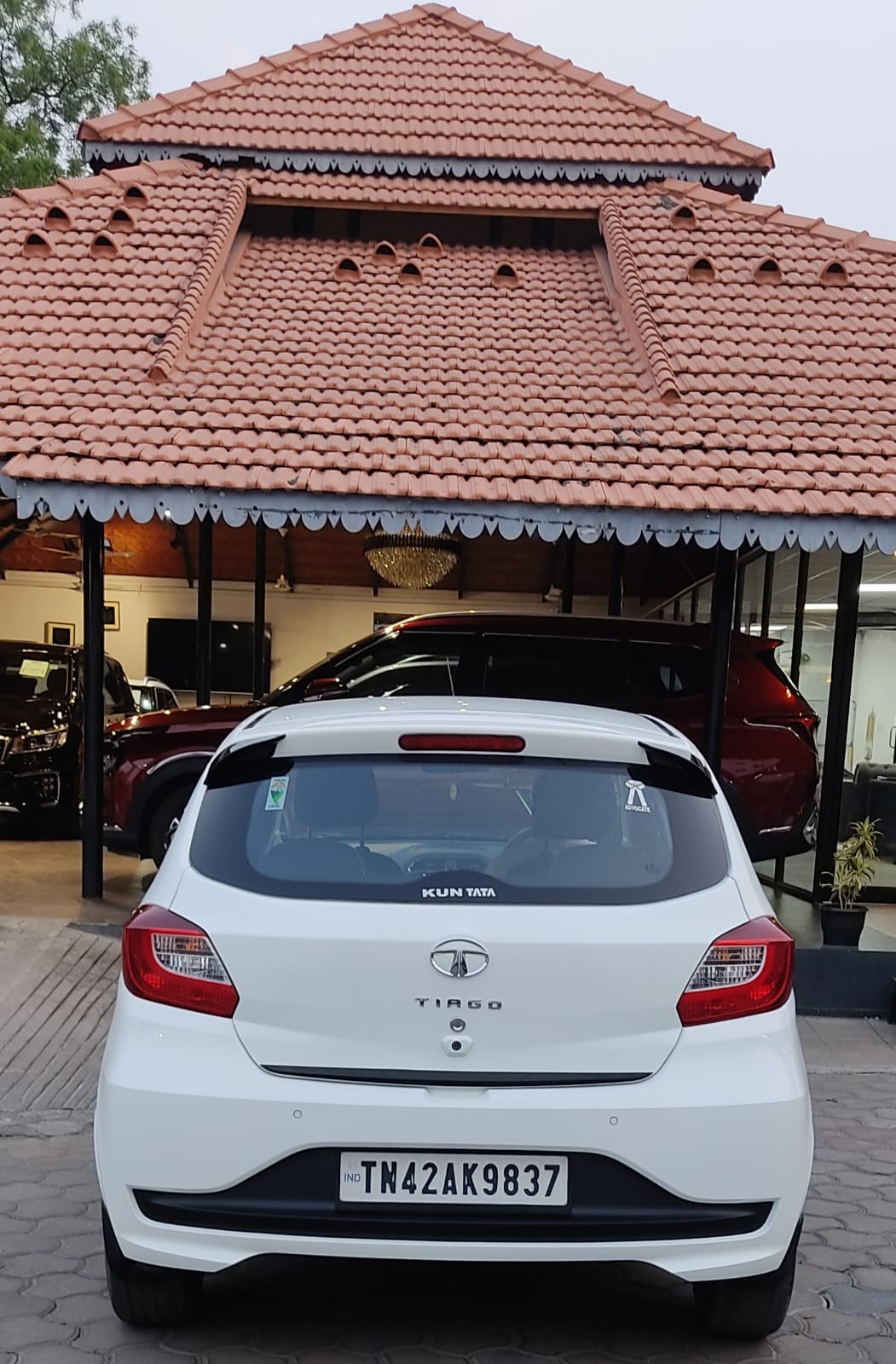 Tata Tiago - Image 2