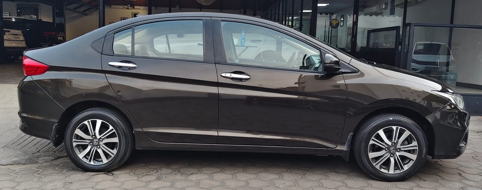 Honda City - Image 3