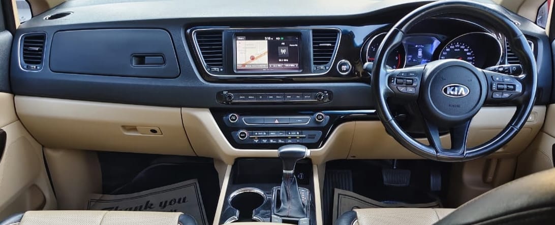 Kia Carnivel - Image 4