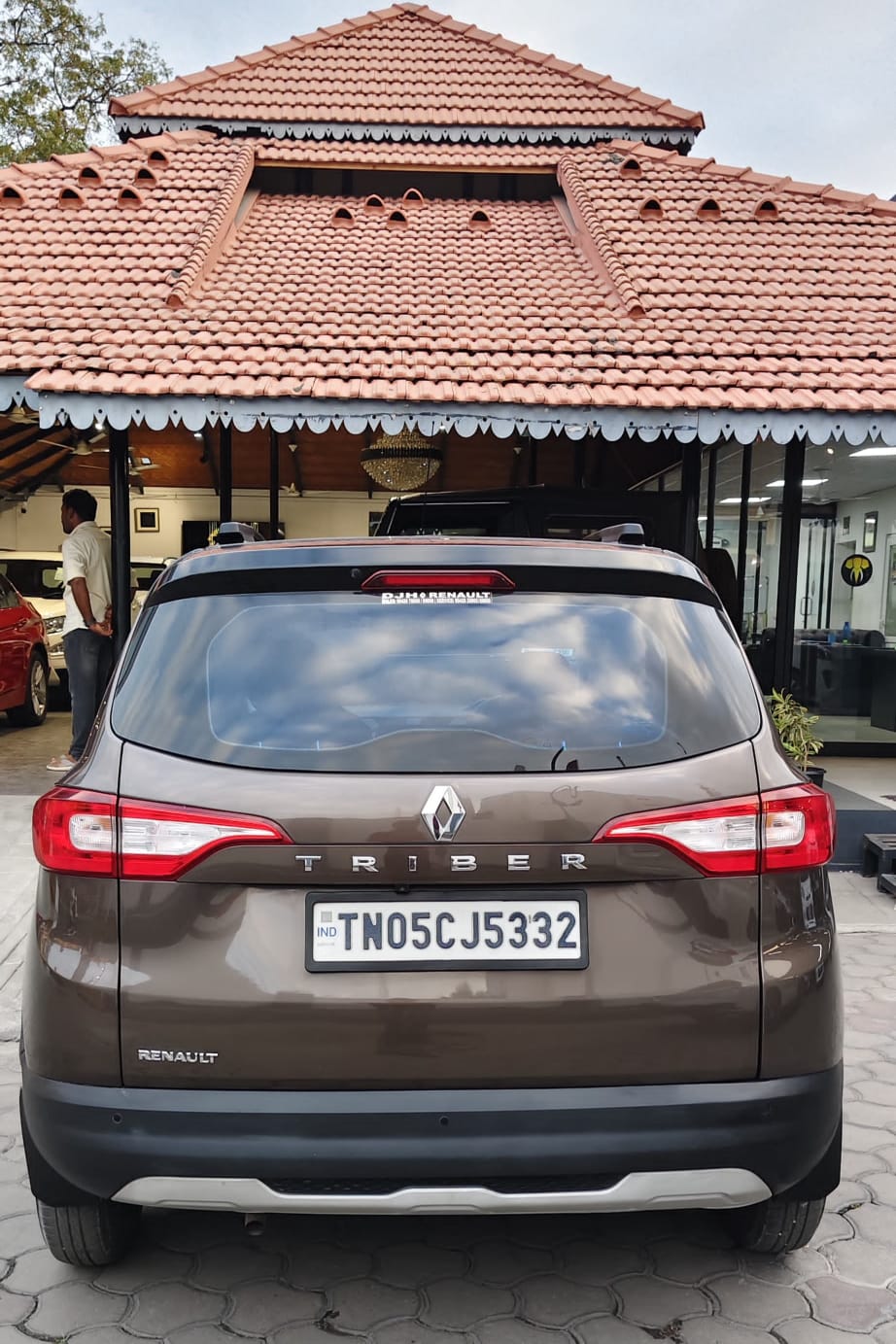 Renault Triber - Image 2