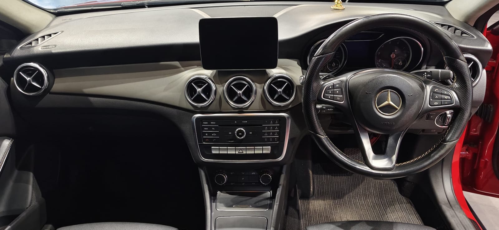 Mercedes Benz GLA