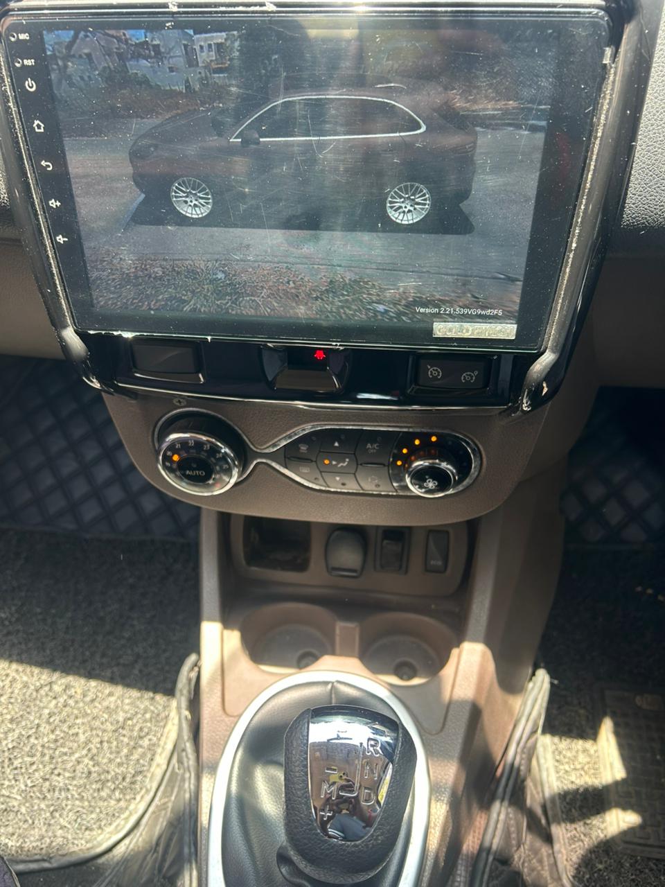 Renault Duster - Image 4