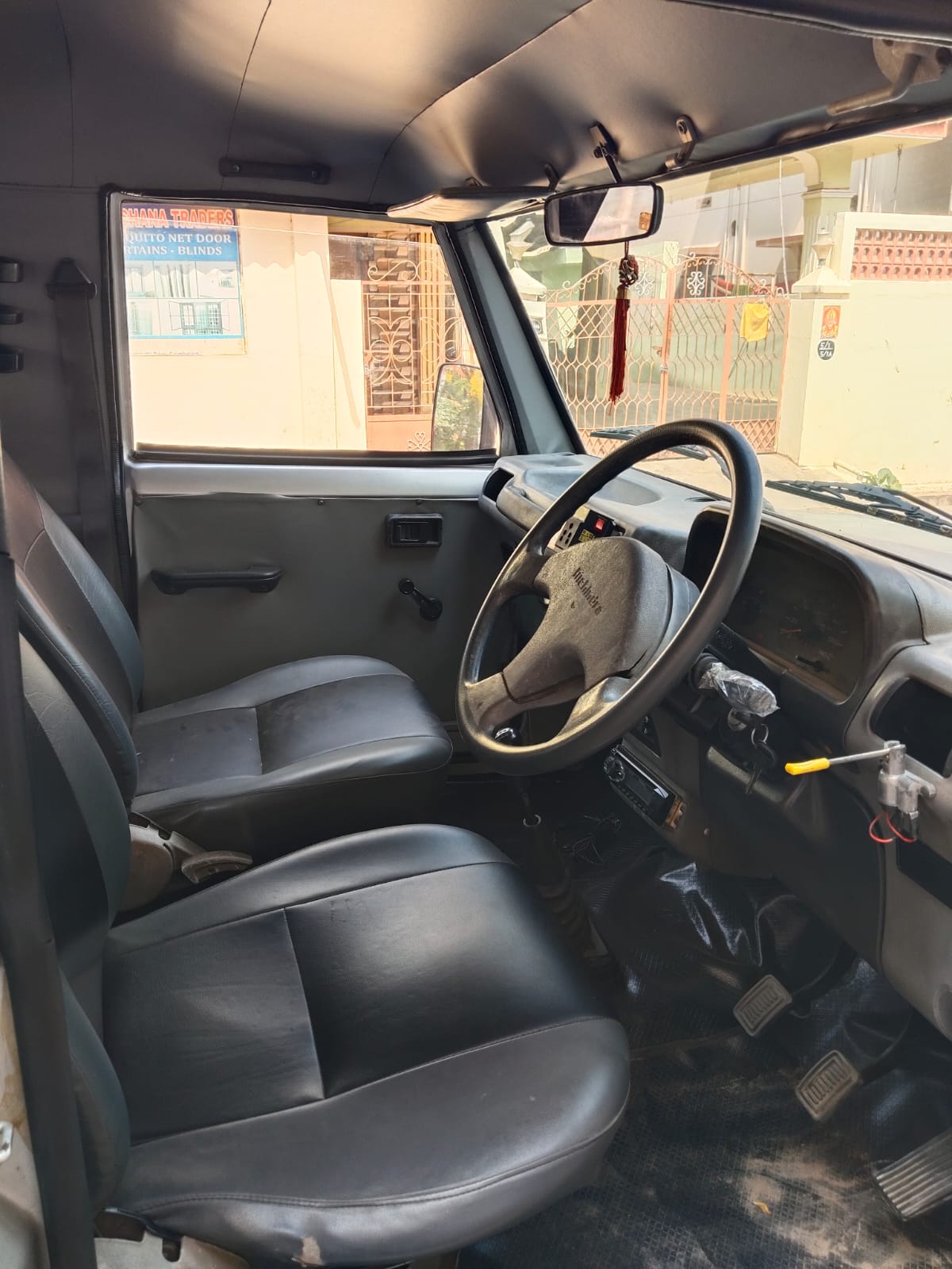 Mahindra Bolero - Image 4