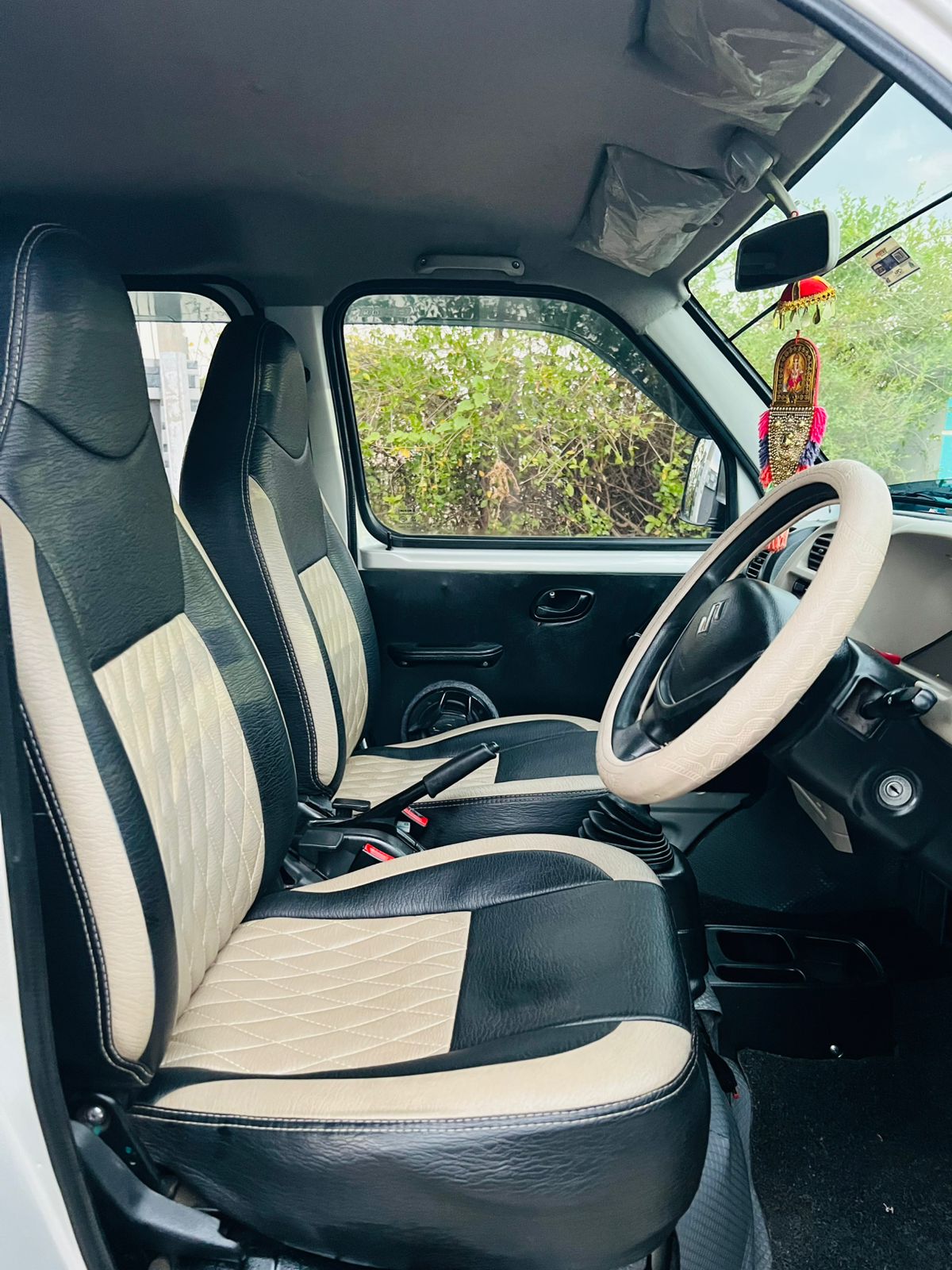 Maruti Suzuki Eeco - Image 10