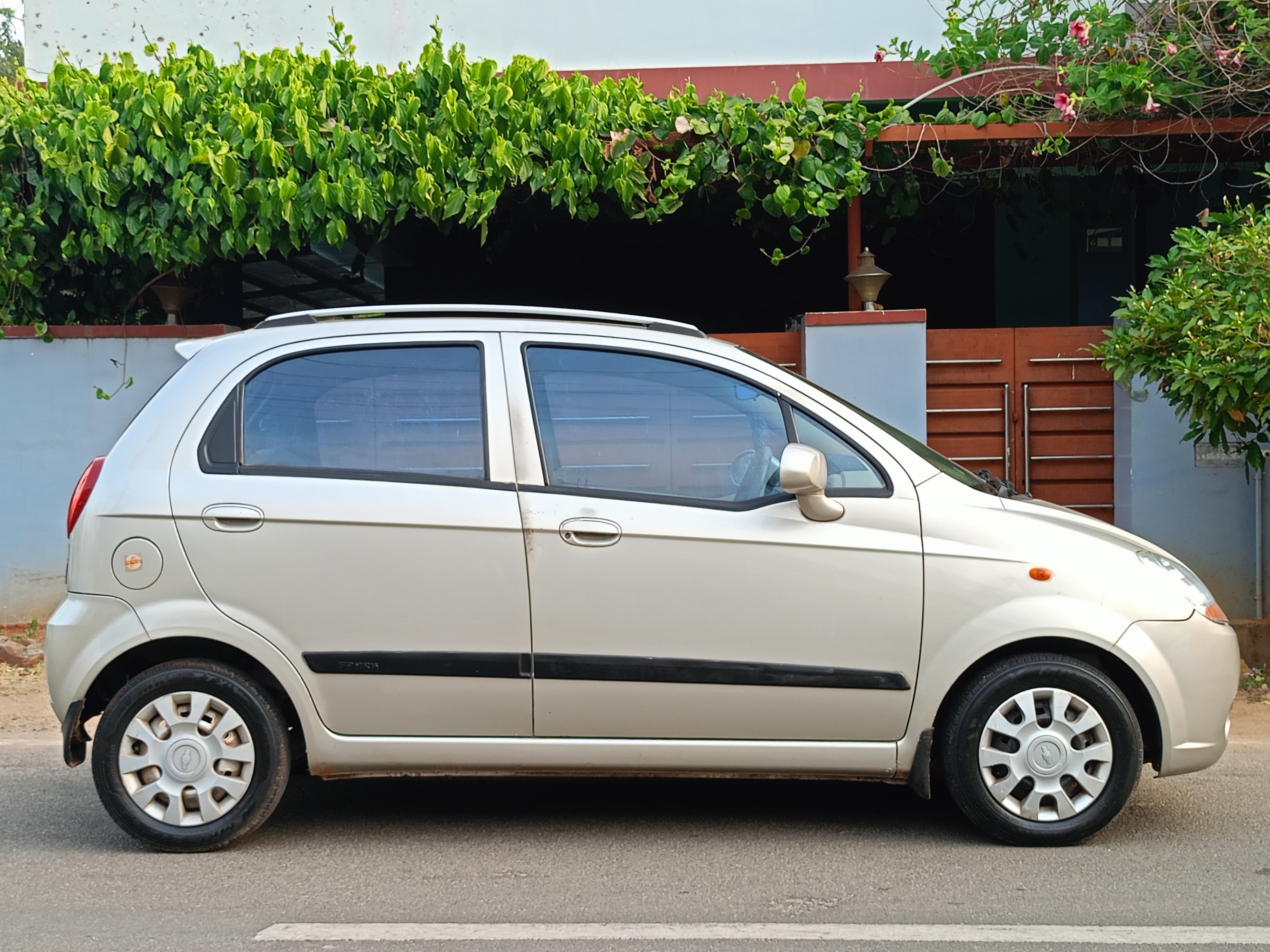 Chevrolet Spark - Image 4