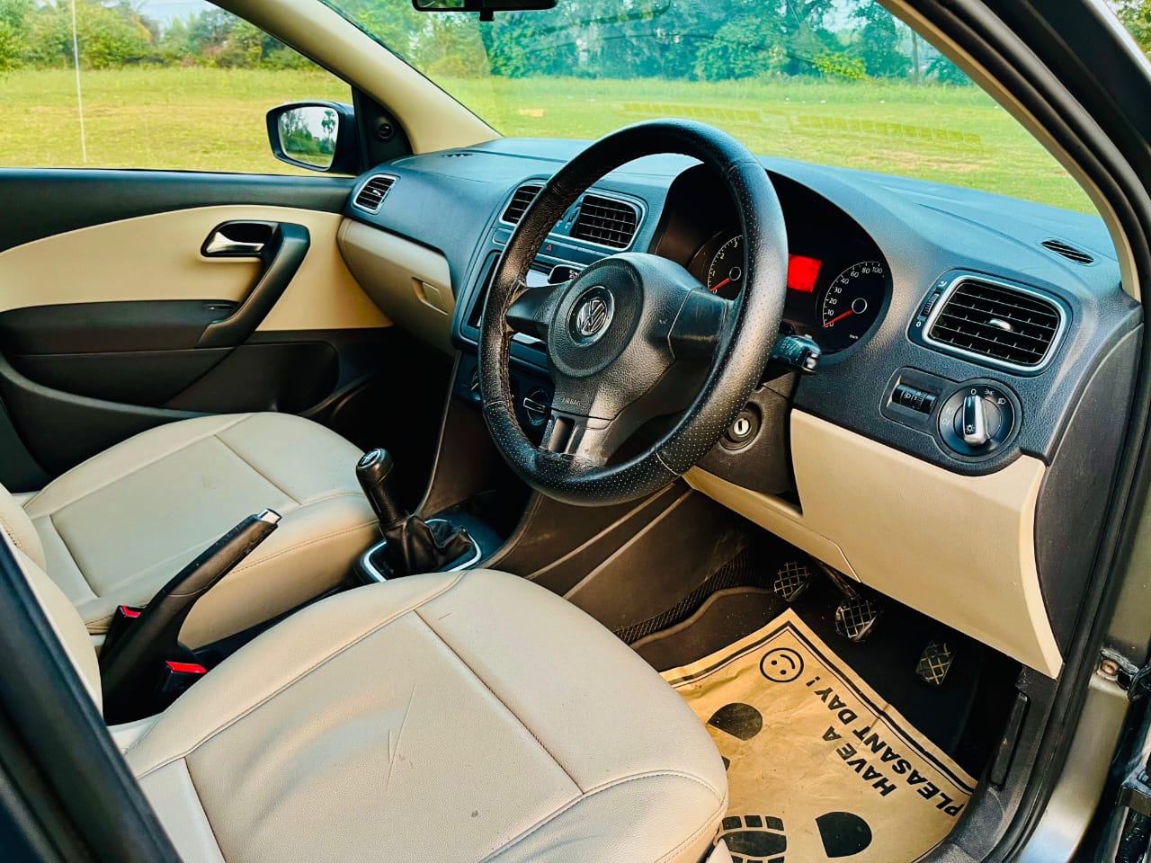 Volkswagen Polo - Image 5