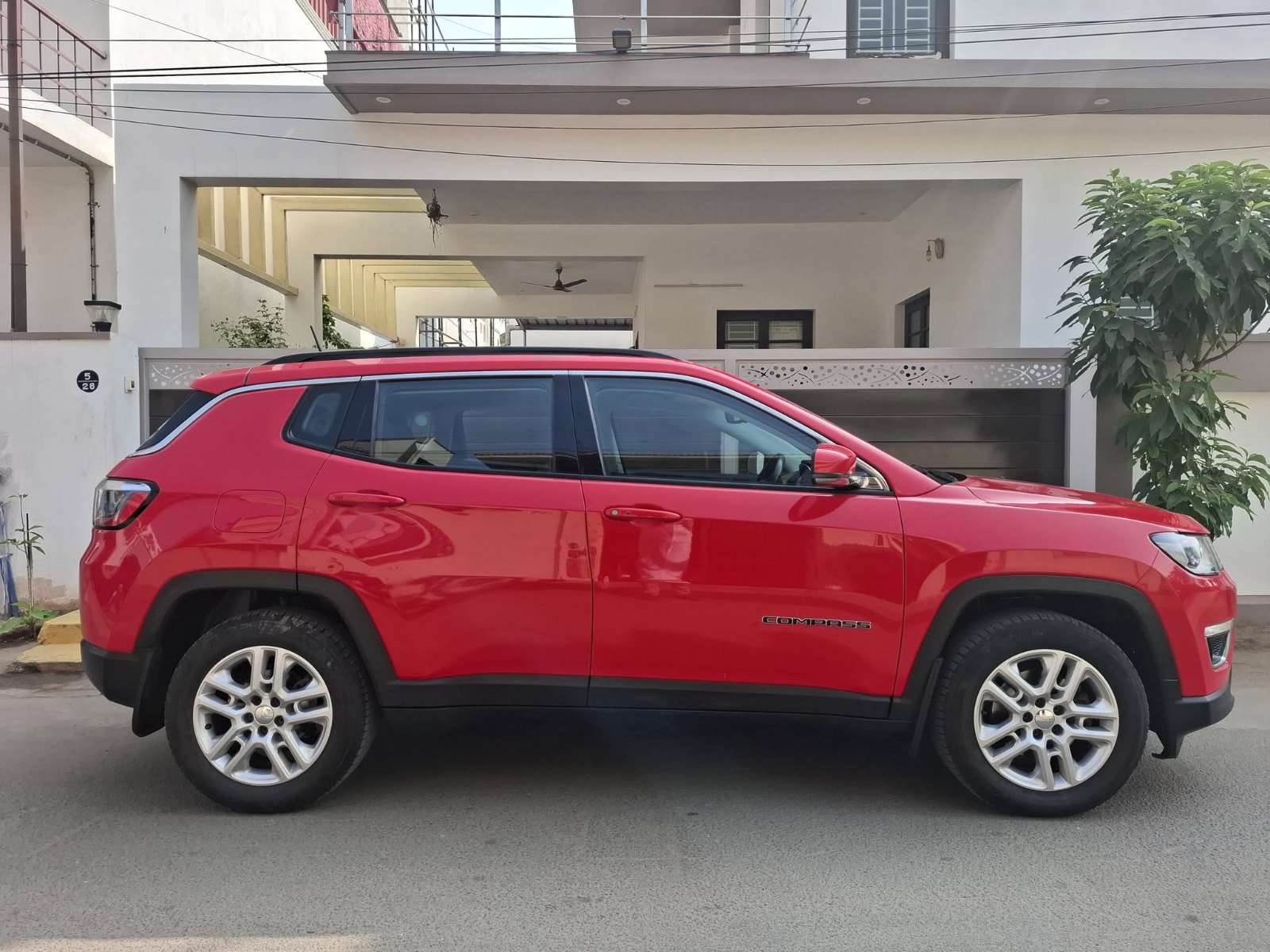 Jeep Compass - Image 4