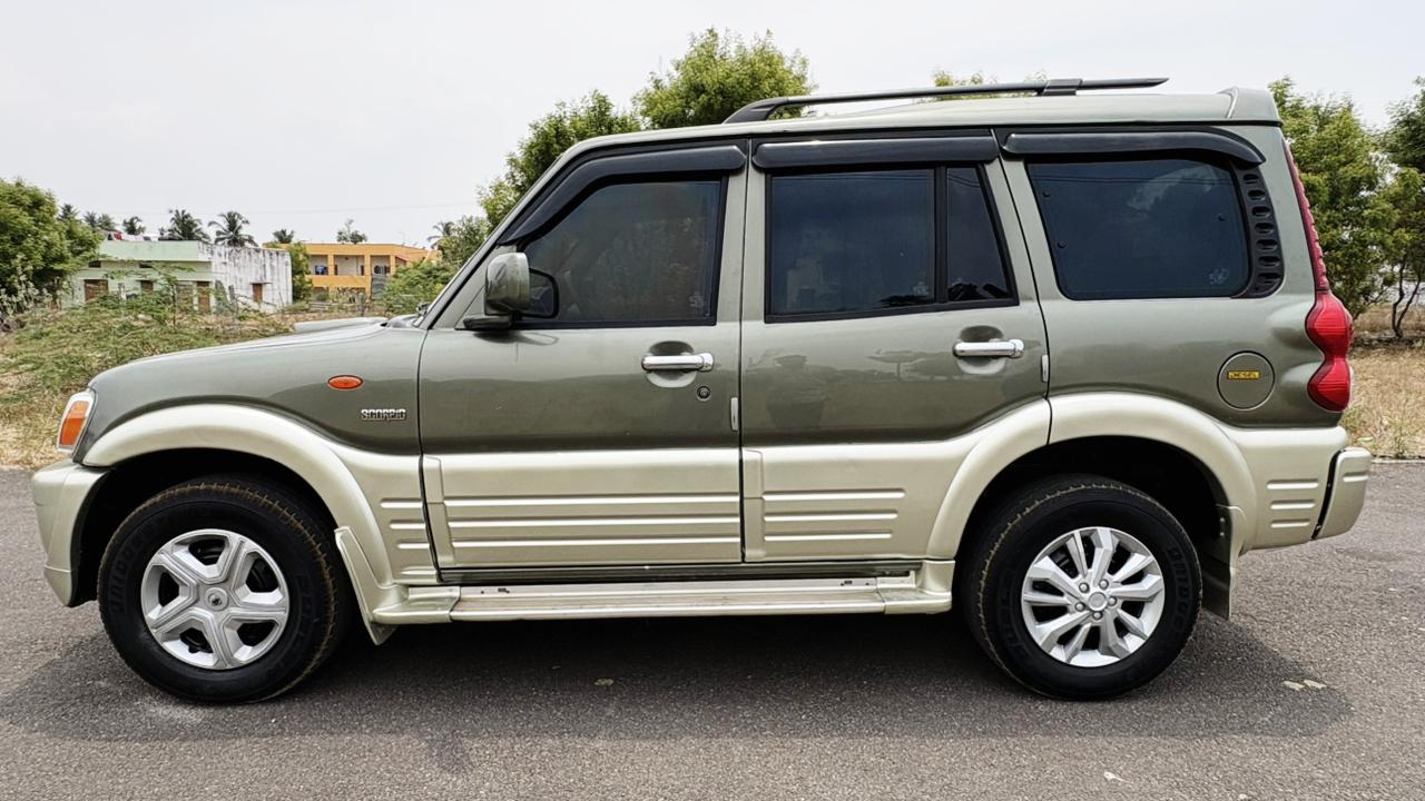 Mahindra Scorpio - Image 7