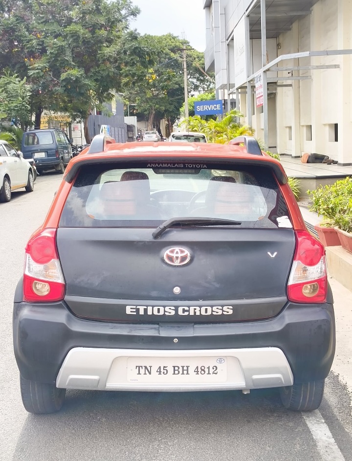 Toyota Etios Cross - Image 5