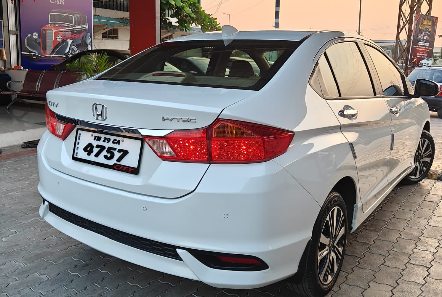 Honda City - Image 6