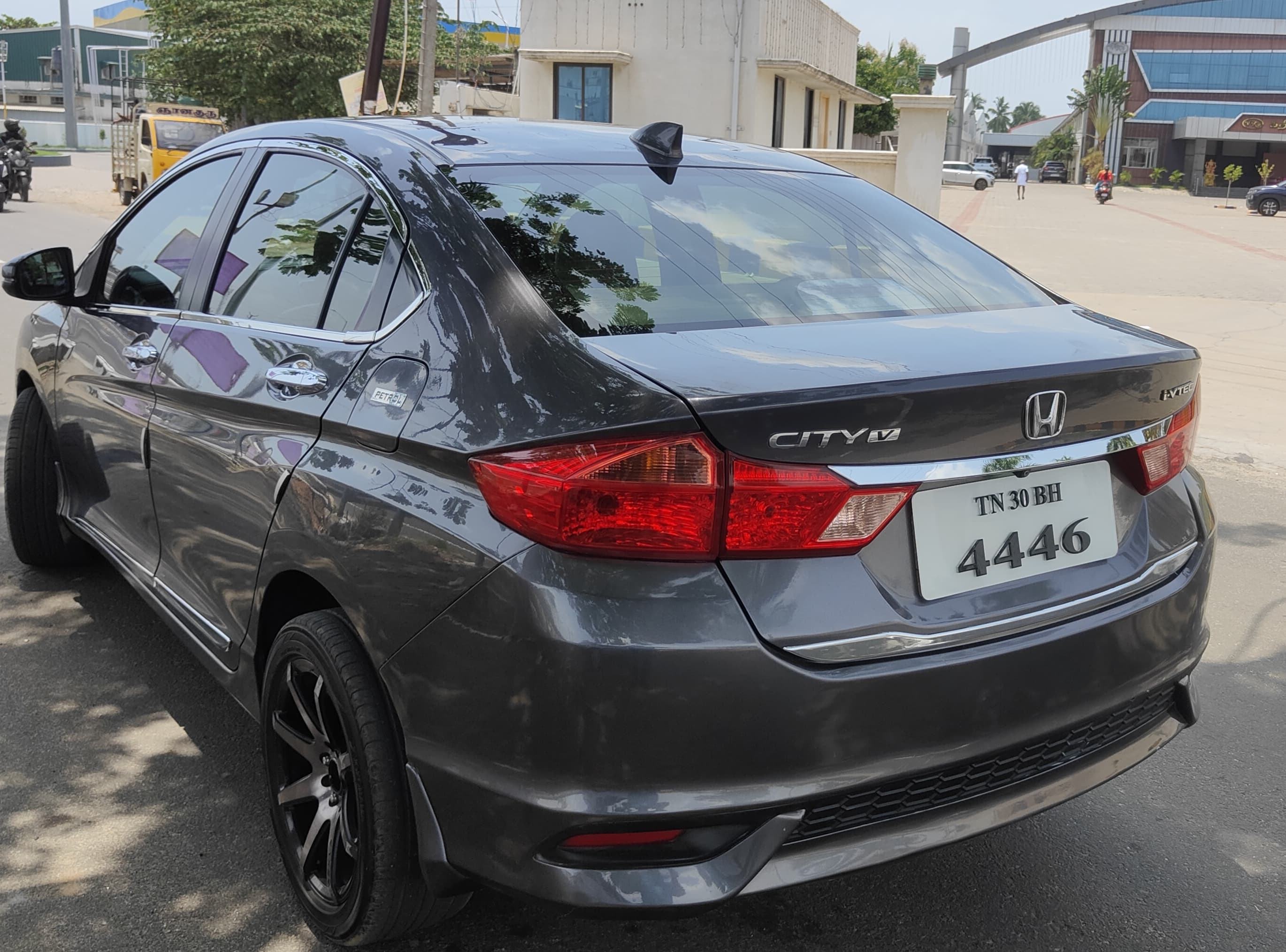Honda City - Image 4