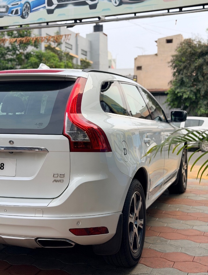 Volvo XC60 - Image 5