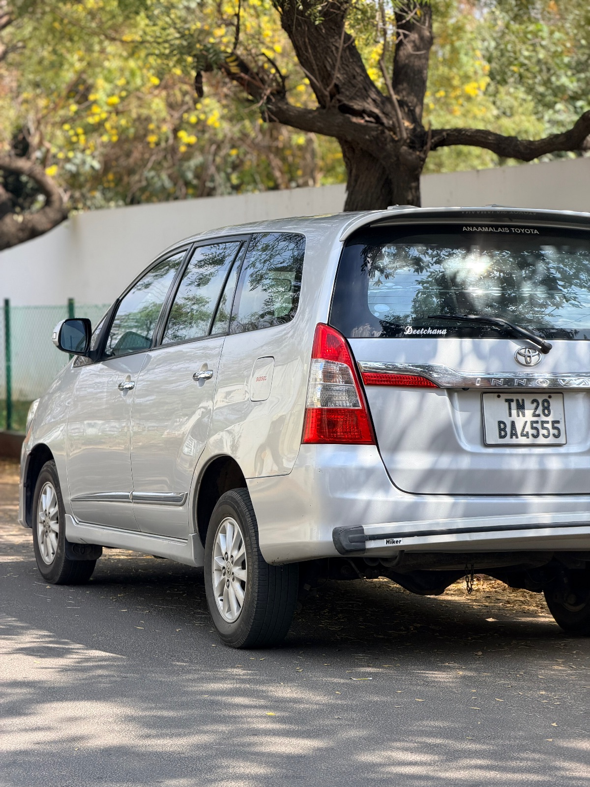 Toyota Innova - Image 2