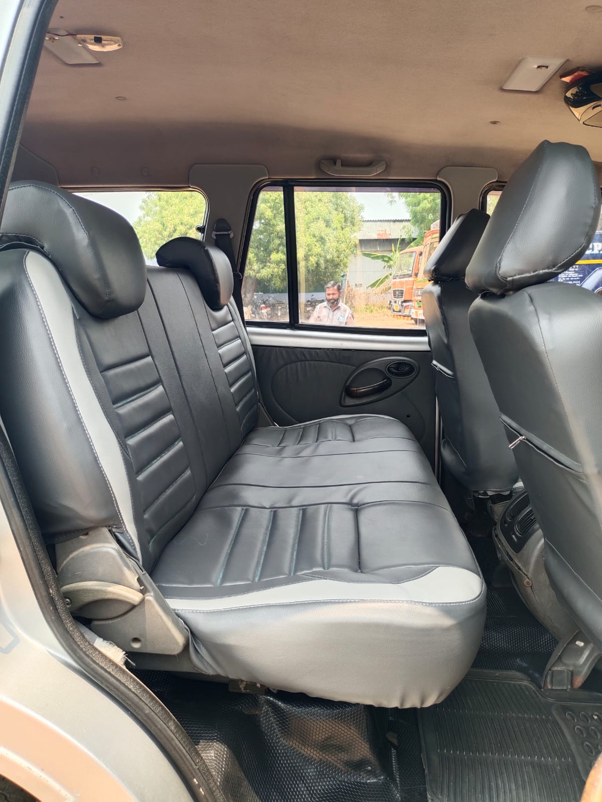 Mahindra Scorpio - Image 7