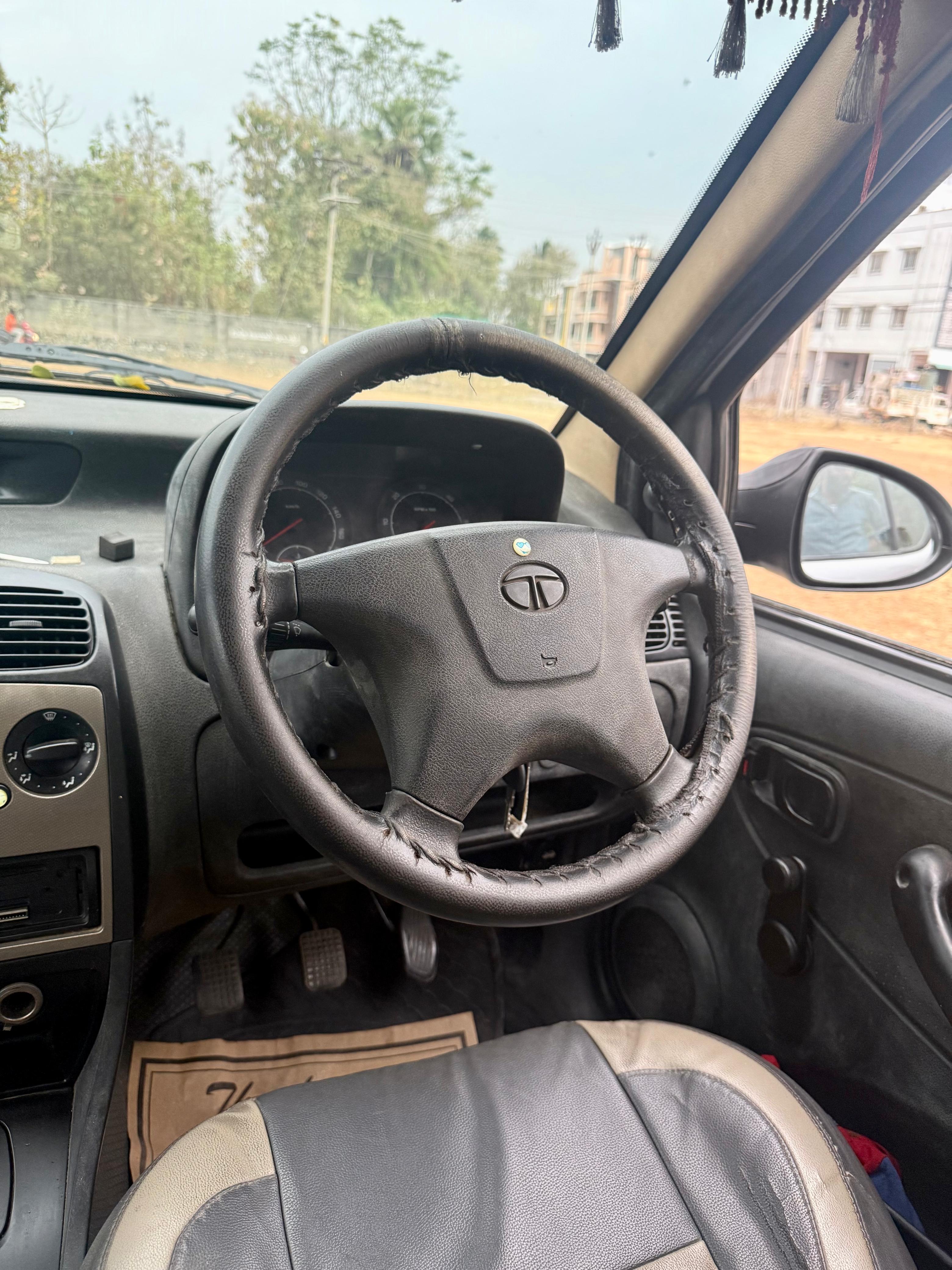 Tata Indica - Image 7