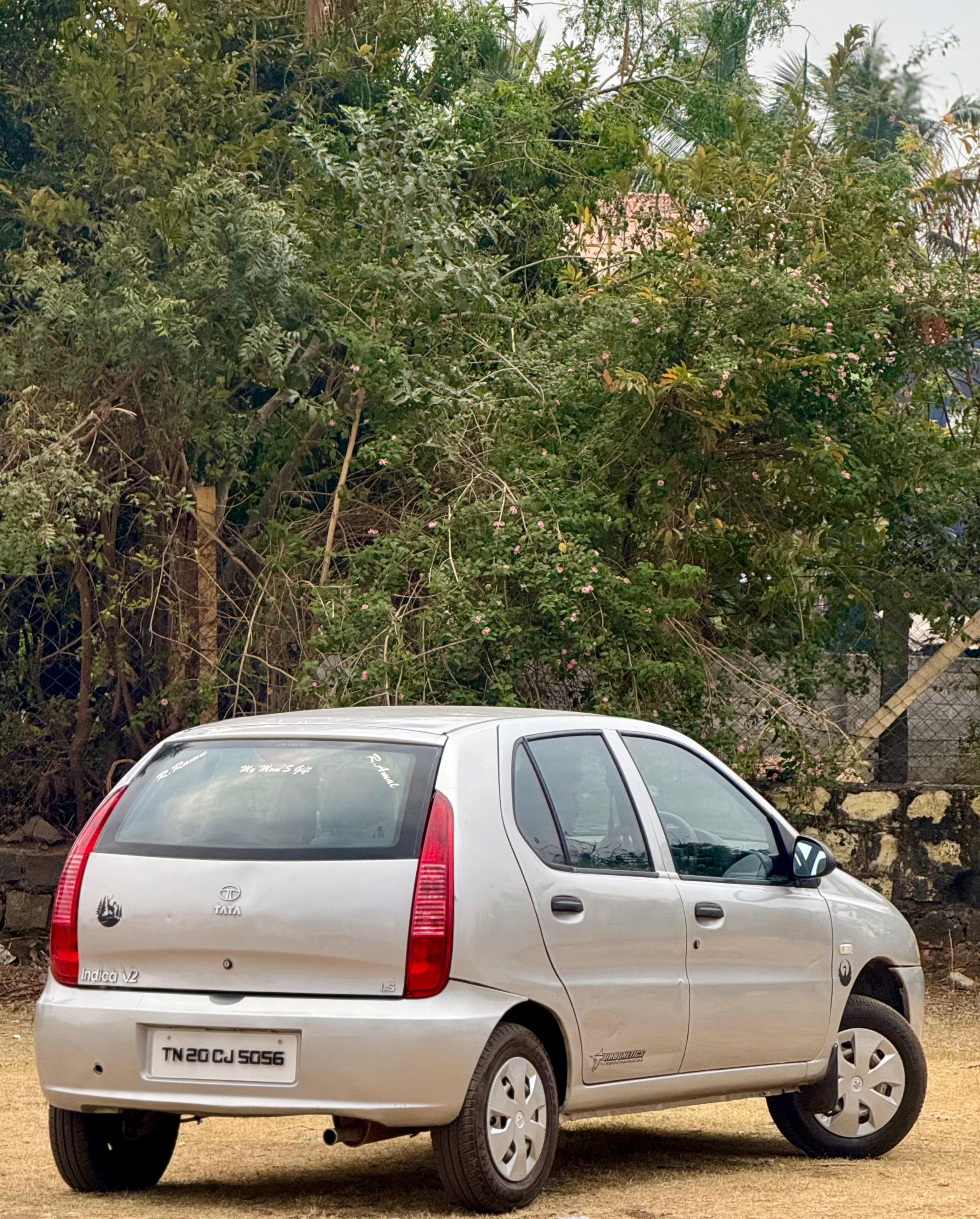 Tata Indica - Image 9