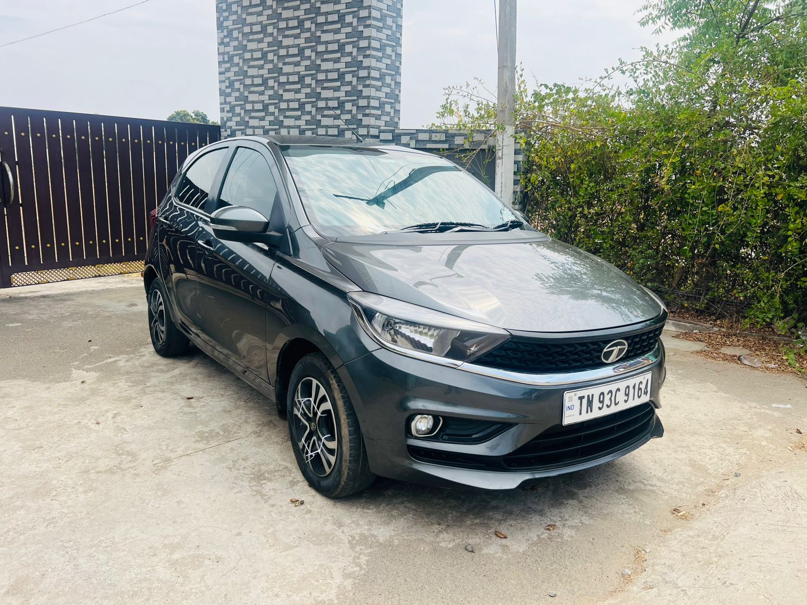 Tata Tiago - Image 2