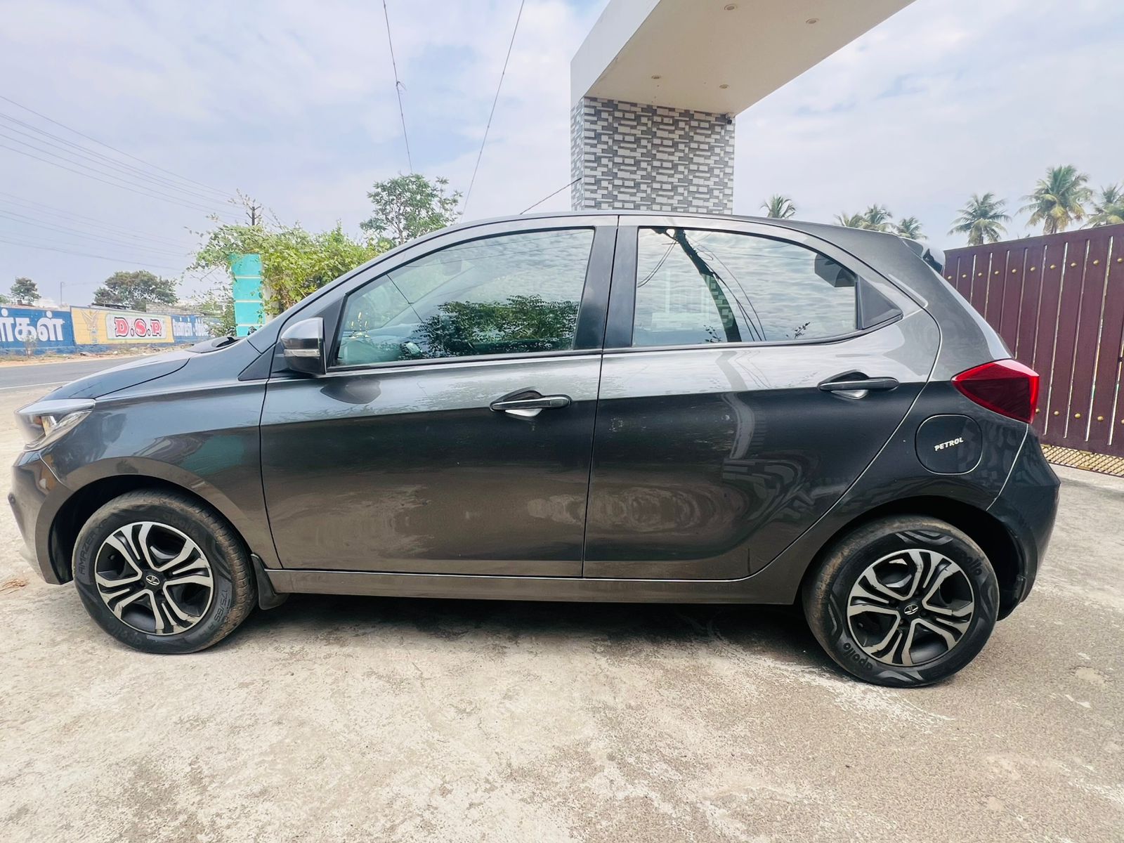 Tata Tiago - Image 5